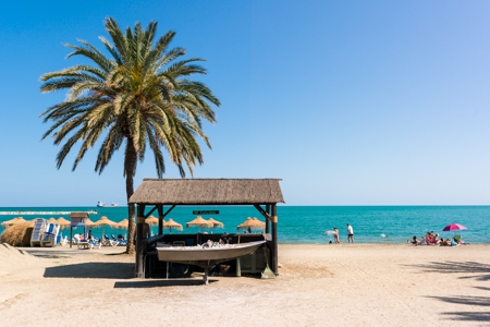 Um einen tollen Tag in Málaga am Strand zu verleben, muss man nicht weit fahren